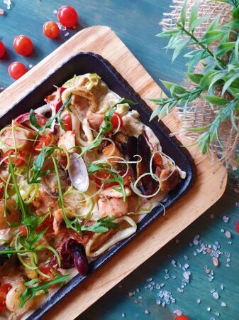 Сковородка с морепродуктами